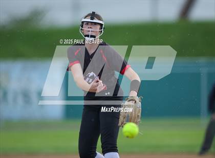 Thumbnail 2 in Hughesville vs. North Penn-Liberty (PIAA D4 Class 3A Semifinal) photogallery.