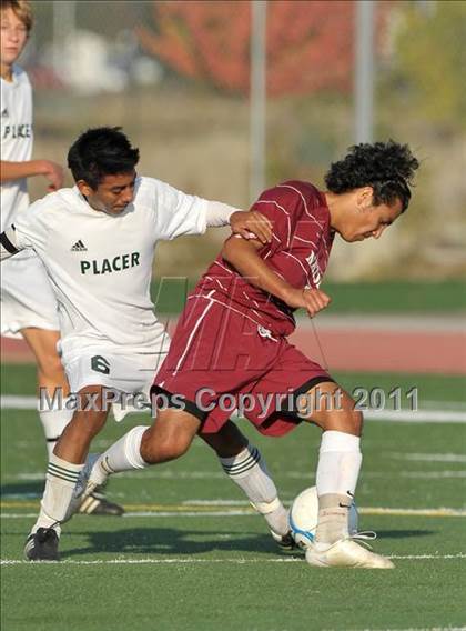 Thumbnail 2 in Natomas vs. Placer (CIF SJS D3 Final) photogallery.