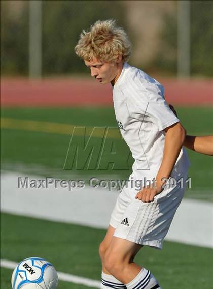 Thumbnail 3 in Natomas vs. Placer (CIF SJS D3 Final) photogallery.