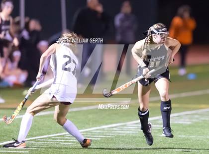 Thumbnail 2 in Los Gatos vs. Archbishop Mitty photogallery.