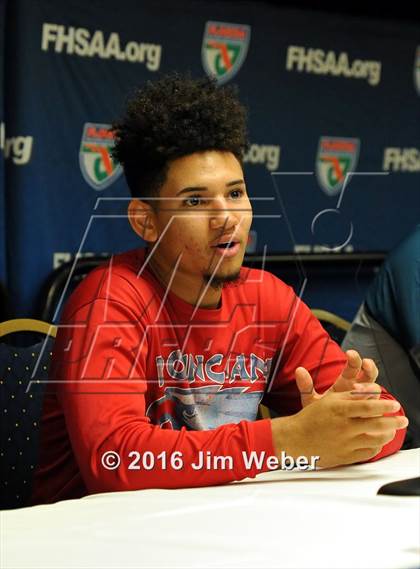 Thumbnail 1 in Zephyrhills vs. Poinciana (FHSAA State Final Four) photogallery.