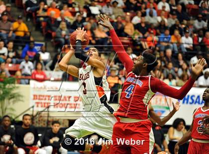 Thumbnail 2 in Zephyrhills vs. Poinciana (FHSAA State Final Four) photogallery.
