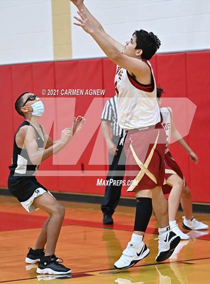 Thumbnail 3 in Cypress Woods vs Cypress Park (B Teams) photogallery.