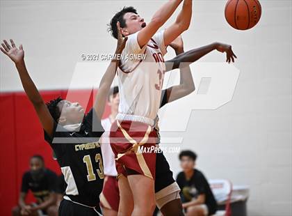 Thumbnail 2 in Cypress Woods vs Cypress Park (B Teams) photogallery.