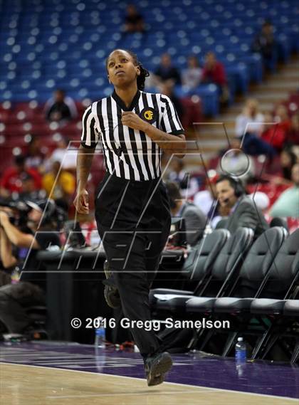 Thumbnail 3 in St. Francis vs Brea Olinda (CIF State D1 Final) photogallery.