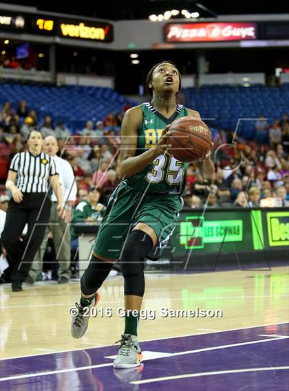 Thumbnail 3 in St. Francis vs Brea Olinda (CIF State D1 Final) photogallery.