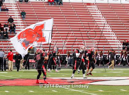 Thumbnail 3 in Barrington vs Maine South (IHSA 8A 2nd Round) photogallery.