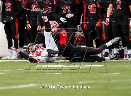 Thumbnail 2 in Barrington vs Maine South (IHSA 8A 2nd Round) photogallery.