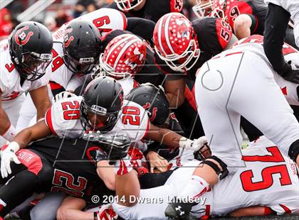 Thumbnail 3 in Barrington vs Maine South (IHSA 8A 2nd Round) photogallery.