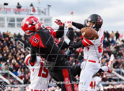 Thumbnail 3 in Barrington vs Maine South (IHSA 8A 2nd Round) photogallery.