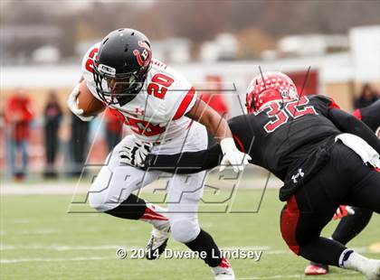 Thumbnail 2 in Barrington vs Maine South (IHSA 8A 2nd Round) photogallery.