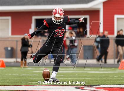 Thumbnail 2 in Barrington vs Maine South (IHSA 8A 2nd Round) photogallery.