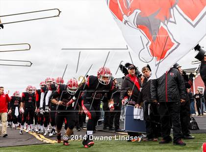 Thumbnail 3 in Barrington vs Maine South (IHSA 8A 2nd Round) photogallery.