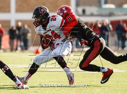 Thumbnail 2 in Barrington vs Maine South (IHSA 8A 2nd Round) photogallery.