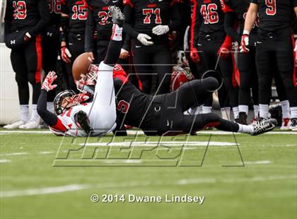 Thumbnail 3 in Barrington vs Maine South (IHSA 8A 2nd Round) photogallery.
