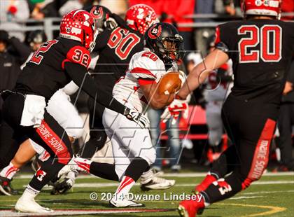 Thumbnail 3 in Barrington vs Maine South (IHSA 8A 2nd Round) photogallery.