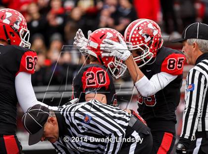 Thumbnail 2 in Barrington vs Maine South (IHSA 8A 2nd Round) photogallery.