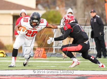 Thumbnail 1 in Barrington vs Maine South (IHSA 8A 2nd Round) photogallery.