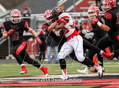Thumbnail 1 in Barrington vs Maine South (IHSA 8A 2nd Round) photogallery.