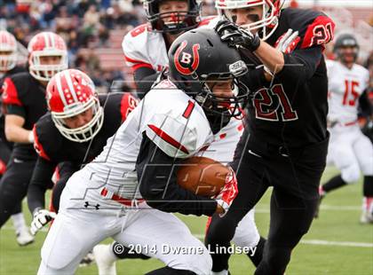 Thumbnail 2 in Barrington vs Maine South (IHSA 8A 2nd Round) photogallery.