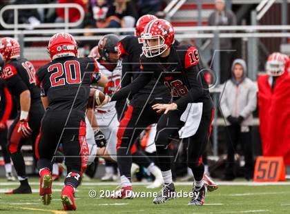 Thumbnail 1 in Barrington vs Maine South (IHSA 8A 2nd Round) photogallery.