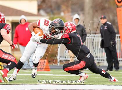 Thumbnail 2 in Barrington vs Maine South (IHSA 8A 2nd Round) photogallery.