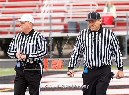 Thumbnail 1 in Barrington vs Maine South (IHSA 8A 2nd Round) photogallery.