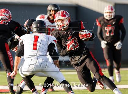 Thumbnail 3 in Barrington vs Maine South (IHSA 8A 2nd Round) photogallery.
