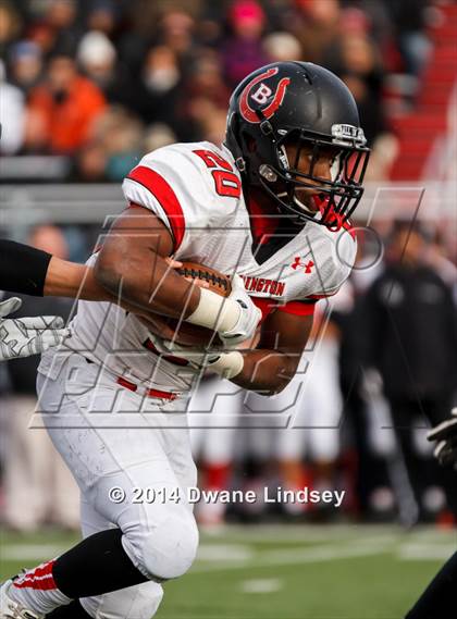 Thumbnail 2 in Barrington vs Maine South (IHSA 8A 2nd Round) photogallery.