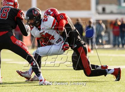 Thumbnail 3 in Barrington vs Maine South (IHSA 8A 2nd Round) photogallery.