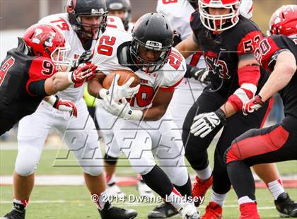 Thumbnail 3 in Barrington vs Maine South (IHSA 8A 2nd Round) photogallery.