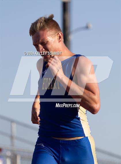 Thumbnail 1 in Weatherford Eagle Invitational (1600 Meter) photogallery.