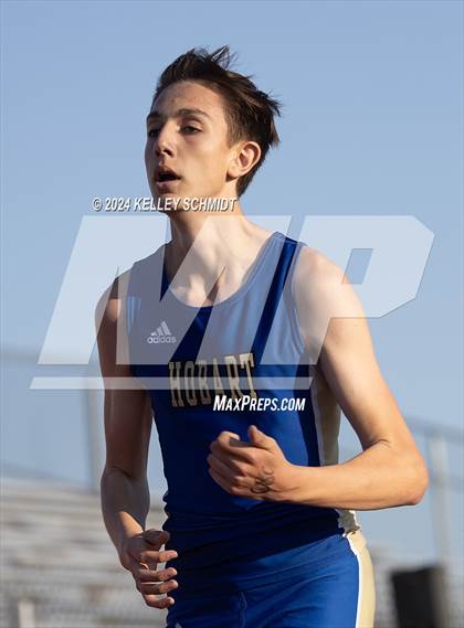 Thumbnail 1 in Weatherford Eagle Invitational (1600 Meter) photogallery.