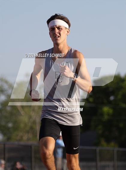 Thumbnail 3 in Weatherford Eagle Invitational (1600 Meter) photogallery.