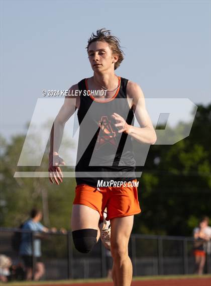 Thumbnail 2 in Weatherford Eagle Invitational (1600 Meter) photogallery.