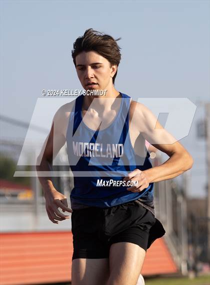 Thumbnail 2 in Weatherford Eagle Invitational (1600 Meter) photogallery.