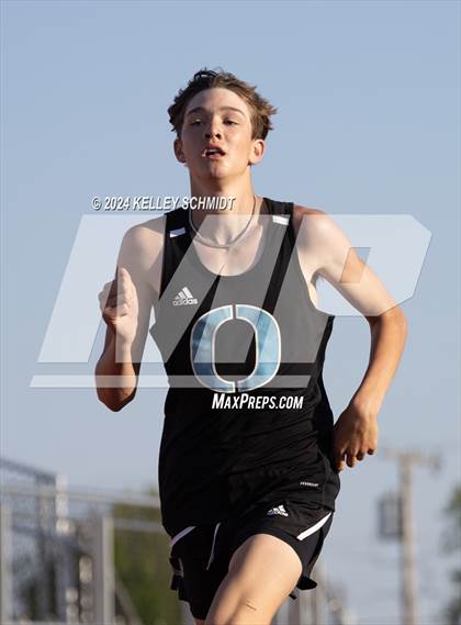 Thumbnail 2 in Weatherford Eagle Invitational (1600 Meter) photogallery.