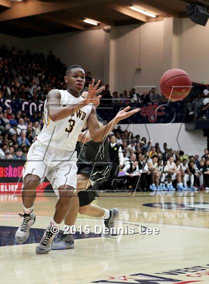 Thumbnail 2 in Moreau Catholic vs. Bishop O'Dowd (CIF NCS D3 Final) photogallery.