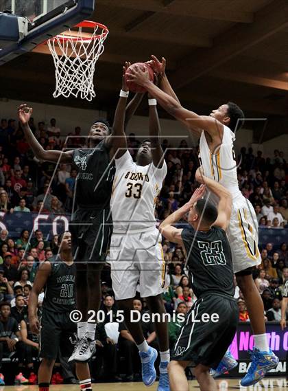 Thumbnail 3 in Moreau Catholic vs. Bishop O'Dowd (CIF NCS D3 Final) photogallery.