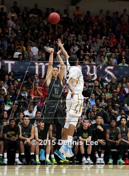 Thumbnail 3 in Moreau Catholic vs. Bishop O'Dowd (CIF NCS D3 Final) photogallery.