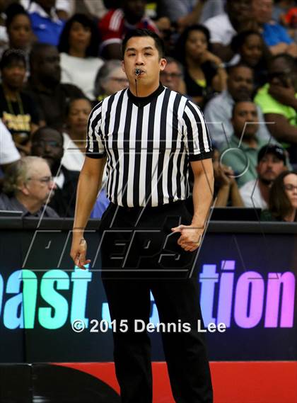 Thumbnail 3 in Moreau Catholic vs. Bishop O'Dowd (CIF NCS D3 Final) photogallery.