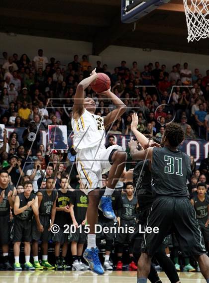 Thumbnail 3 in Moreau Catholic vs. Bishop O'Dowd (CIF NCS D3 Final) photogallery.