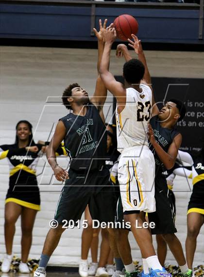 Thumbnail 3 in Moreau Catholic vs. Bishop O'Dowd (CIF NCS D3 Final) photogallery.