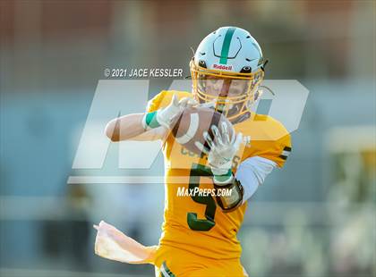 Thumbnail 2 in Kennedy @ Canyon photogallery.
