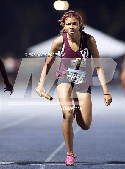 Thumbnail 2 in FHSAA Class 3A Final (4x400m) photogallery.