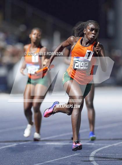 Thumbnail 1 in FHSAA Class 3A Final (4x400m) photogallery.