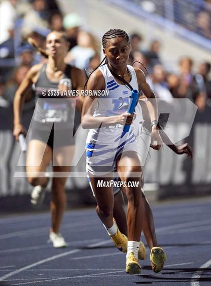 Thumbnail 2 in FHSAA Class 3A Final (4x400m) photogallery.