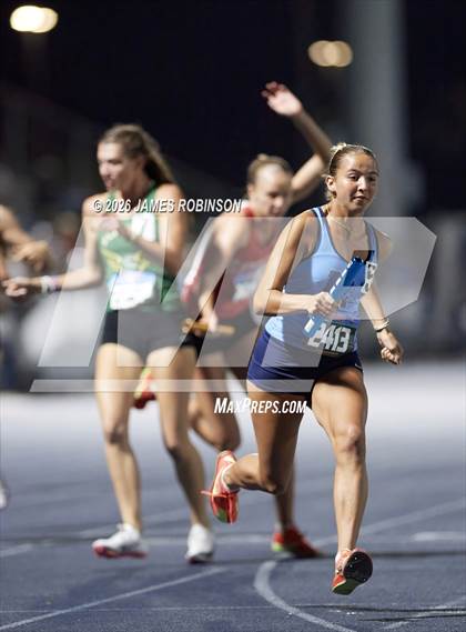 Thumbnail 2 in FHSAA Class 3A Final (4x400m) photogallery.