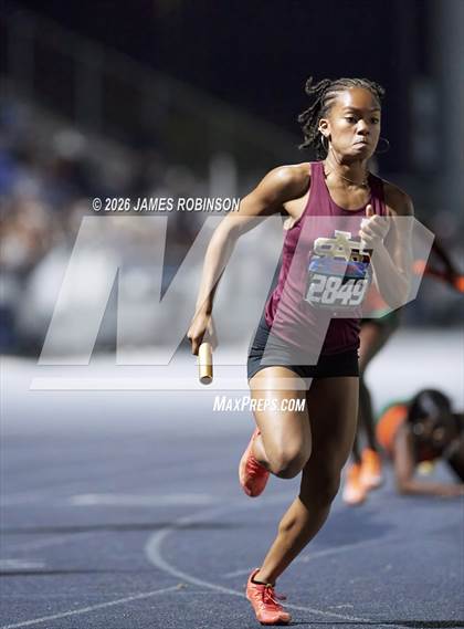 Thumbnail 2 in FHSAA Class 3A Final (4x400m) photogallery.