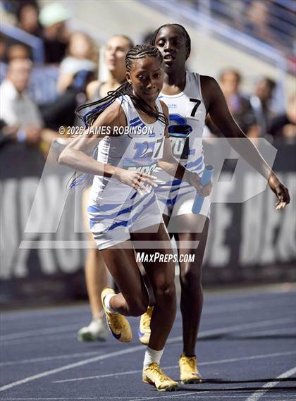Thumbnail 3 in FHSAA Class 3A Final (4x400m) photogallery.